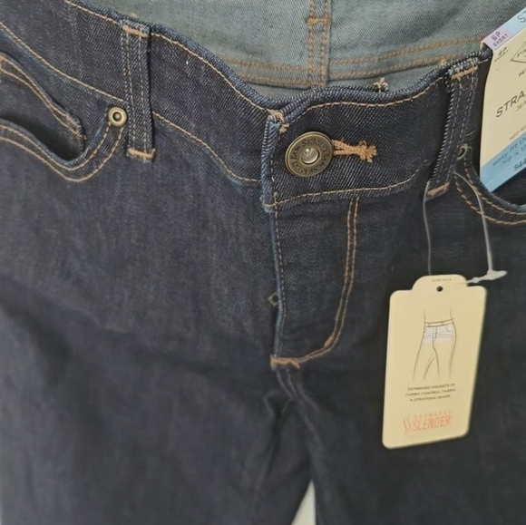 St. John's Bay Mid Rise Straight Jean Size 6P Short - Picture 12 of 13